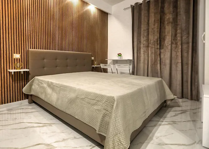 You And Me Room - 5 min dall'Aeroporto&Wi-Fi Napoli